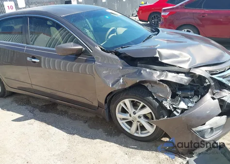 2015 Nissan Altima 2.5 Sv from USA, damaged, VIN 1N4AL3AP4FC581167